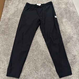 reigning champ coach's jogger size medium